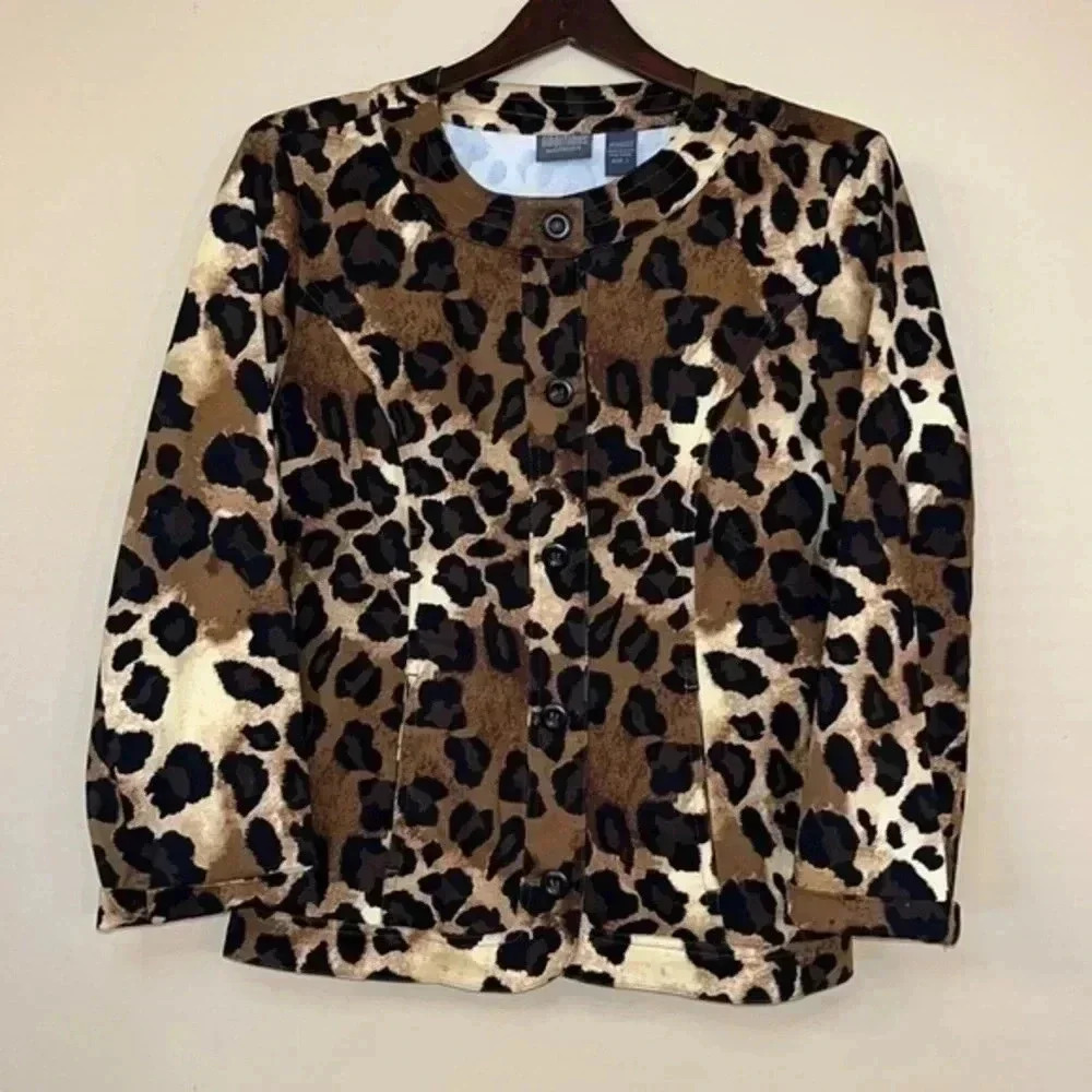 Chico’s Animal Print Jacket  Blazer Size Medium Like New